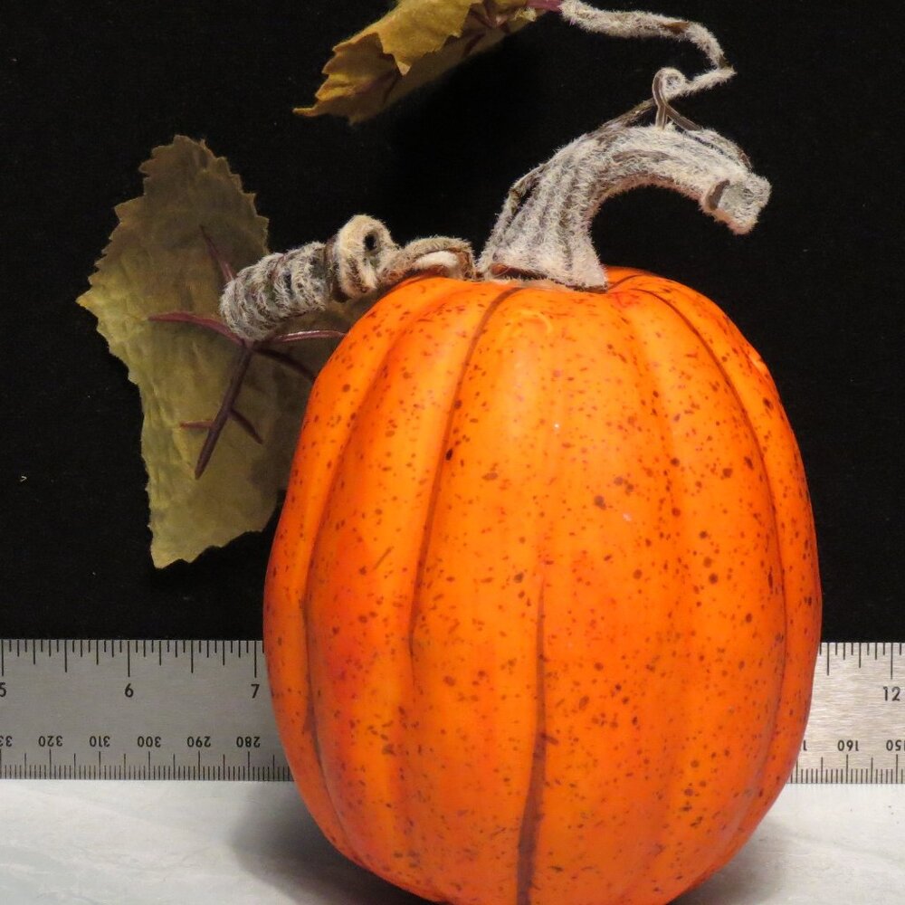 Fall Pumpkin with Leaves and Stem/Approx. 5"